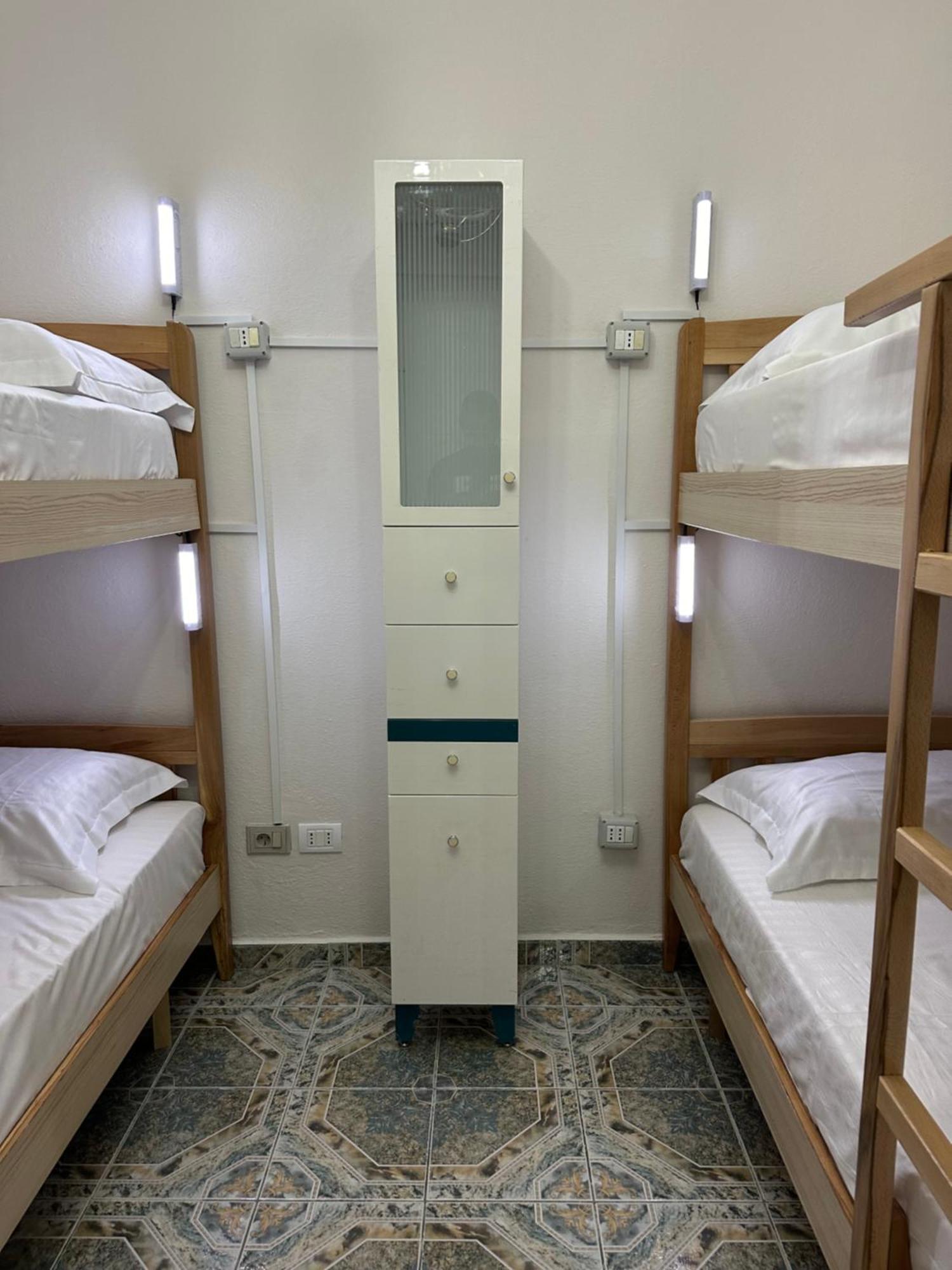 Tirana Lemon Breeze Hostel Kültér fotó