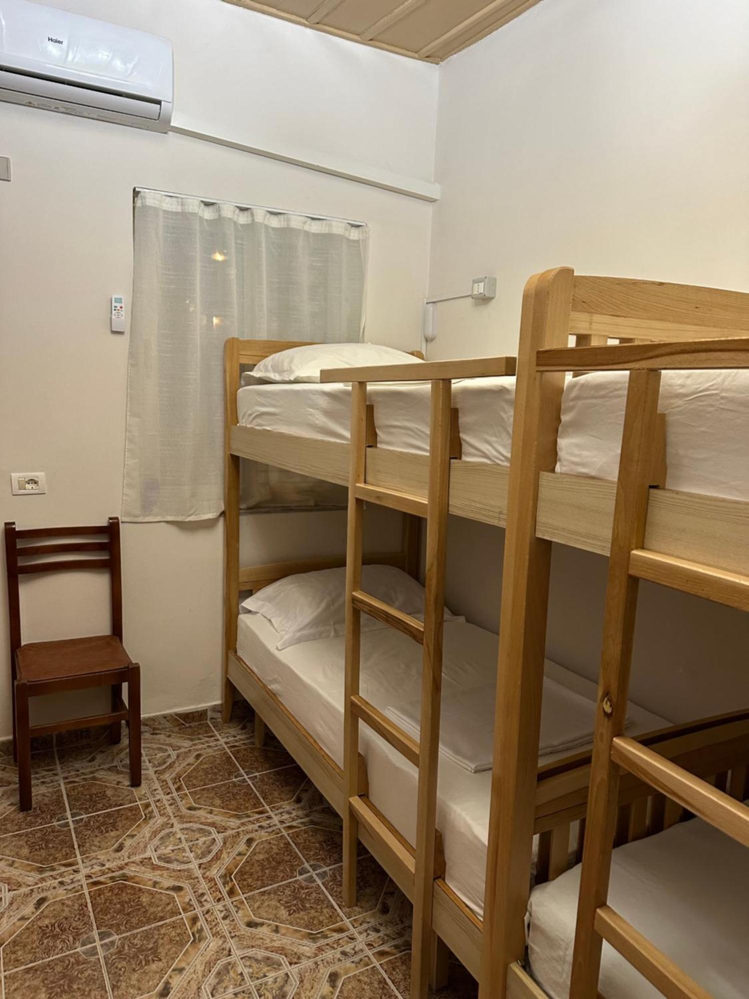 Tirana Lemon Breeze Hostel Kültér fotó
