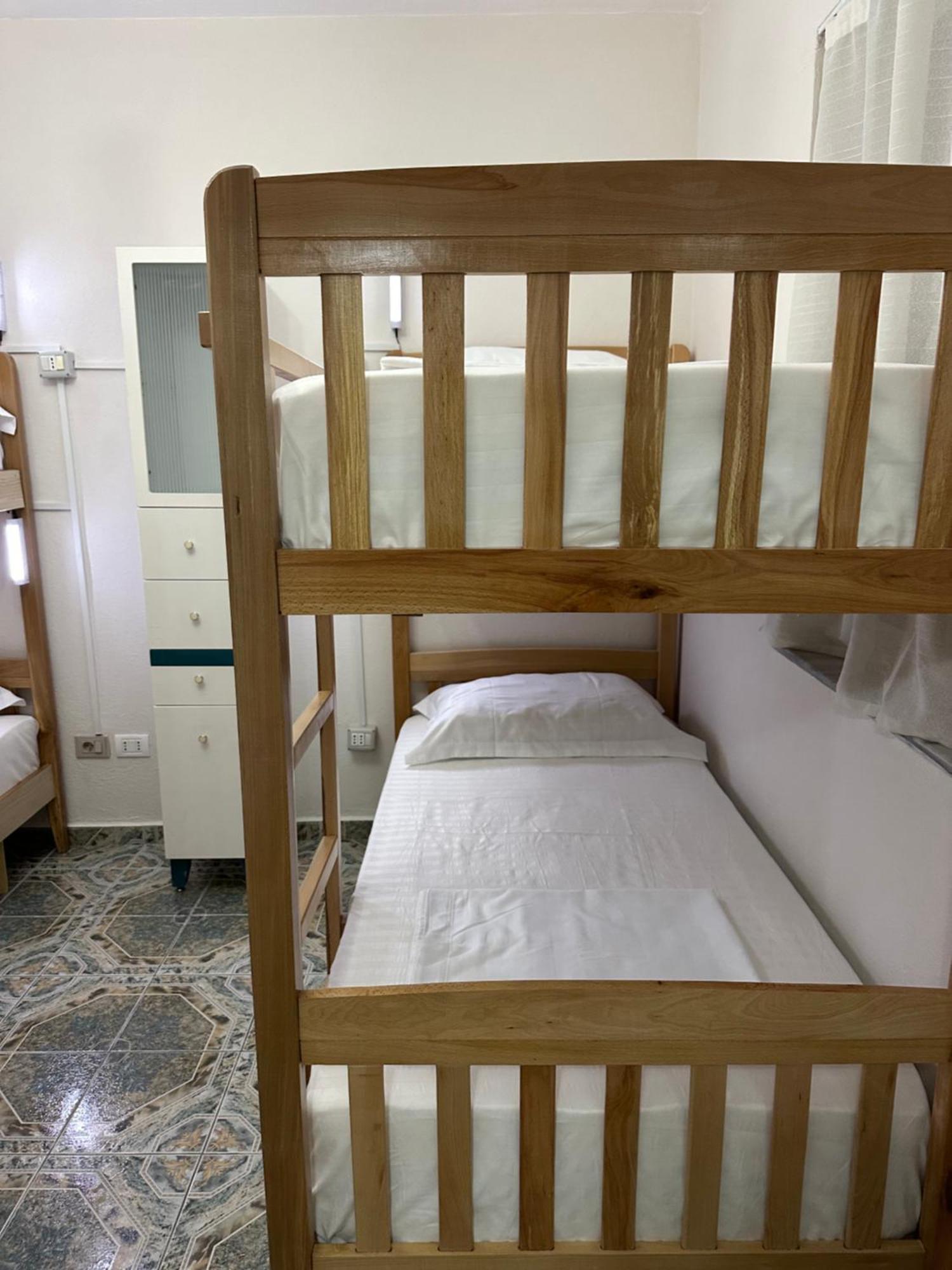 Tirana Lemon Breeze Hostel Kültér fotó