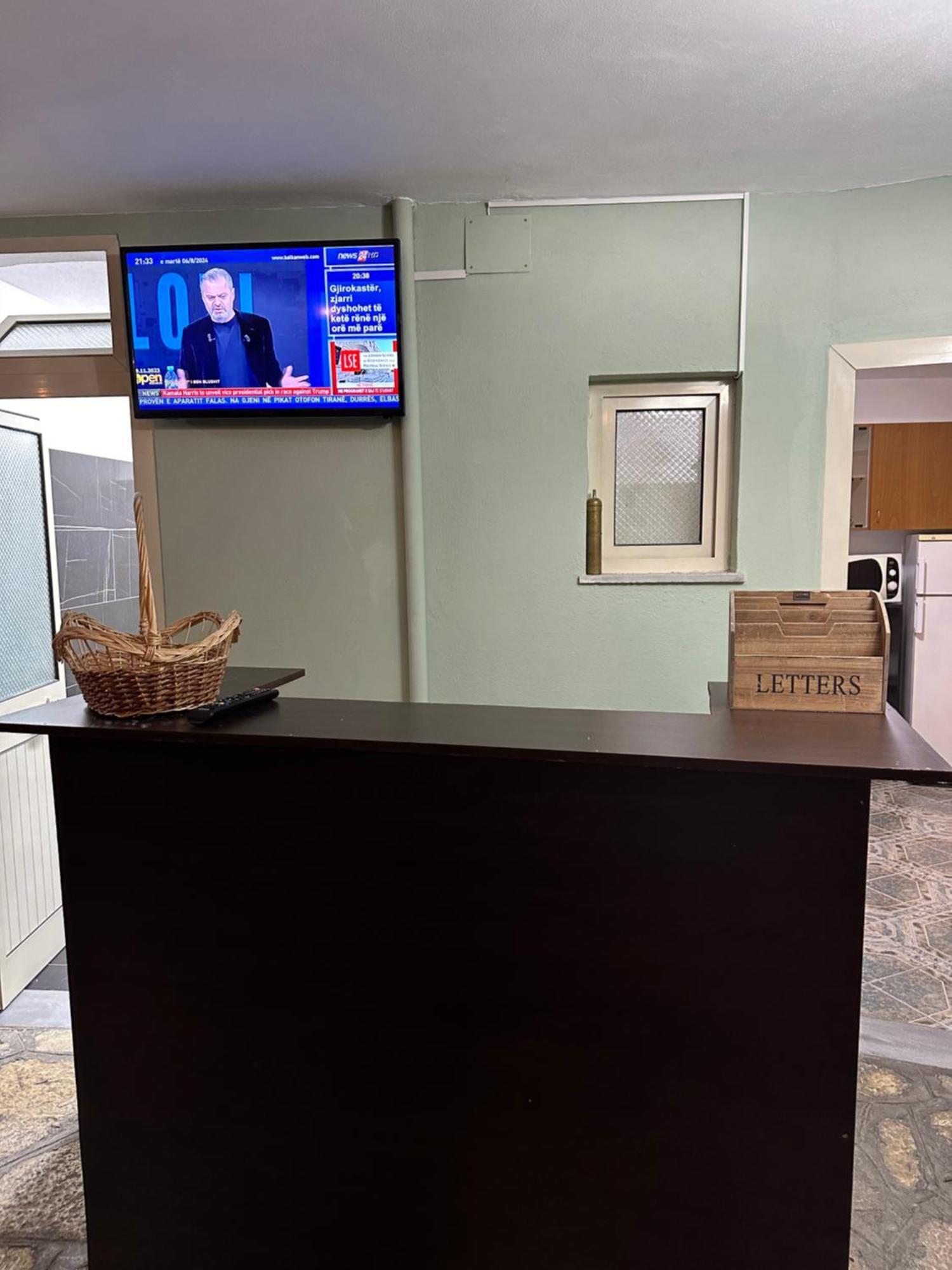 Tirana Lemon Breeze Hostel Kültér fotó