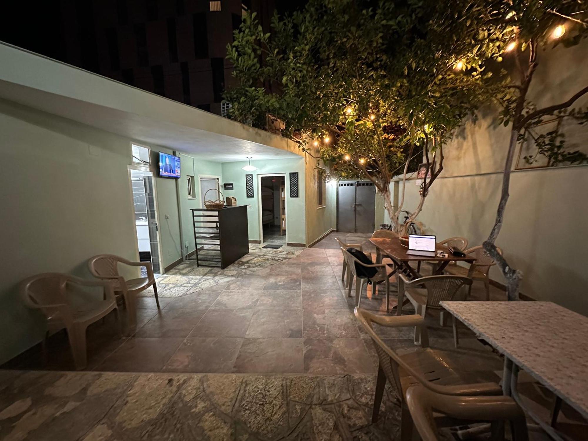 Tirana Lemon Breeze Hostel Kültér fotó