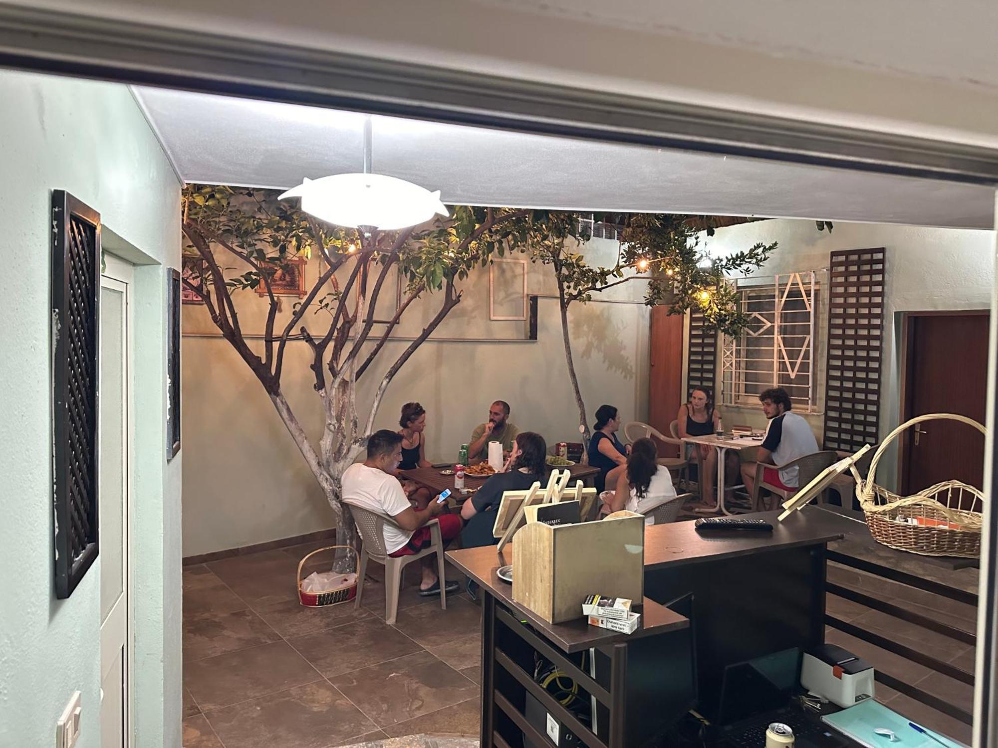 Tirana Lemon Breeze Hostel Kültér fotó